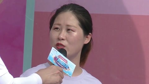潮爸辣妈携娃勇冲关 11年冲关王为孩子做榜样