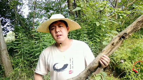 唱罢吹灯 农村大叔飙歌光棍的惩罚