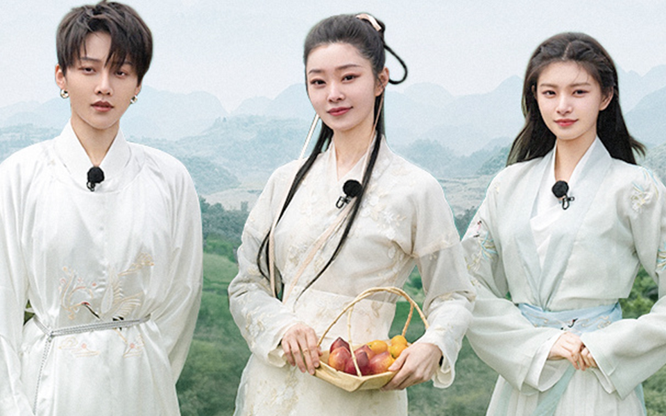 宋轶刘雨昕穿古装搞副业