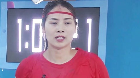男女队战接力赛 两秒之差红队反败为胜