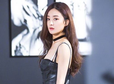Cover star 耿直少女赵丽颖更多小秘密戳这