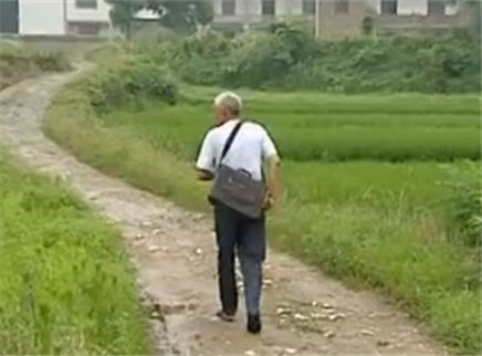 寻情记 八旬老人为何不回家