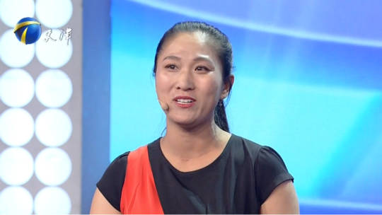 跨时代战书 闺蜜用彩礼救我命 孝顺女儿为妈妈筹集手术费