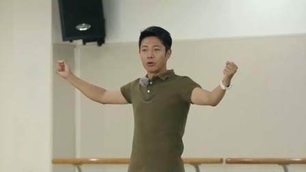 鞠萍姐姐惊喜亮相青岛村晚海选现场，撒贝宁大秀街舞功底