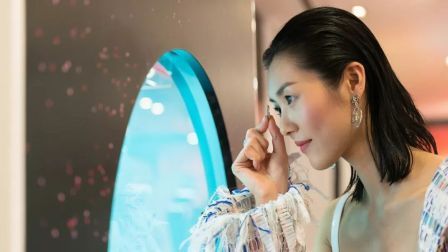 Linda有艺见 第一季 什么？各路一线大牌在CHANEL店里疯狂打电动、自拍？