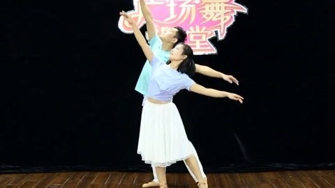 糖豆广场舞精选大众舞蹈 广场舞《雨中的思念》健身操完整版