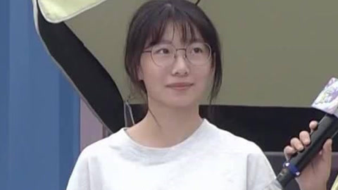 男生女生向前冲第17季 天赋型选手拿下女生首通 文艺男孩止步忐忑楼梯