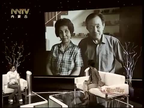 马兰花开 《马兰花开》 20150614 斯琴格日乐：我出书啦