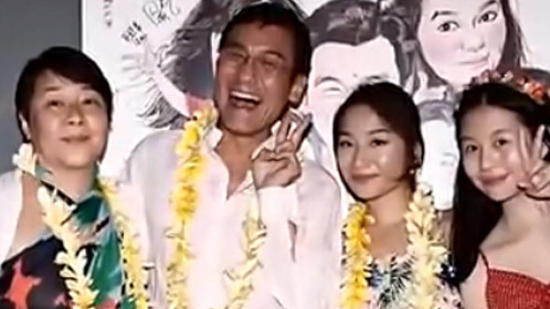 钟镇涛大婚遭狗仔冒充亲戚偷拍