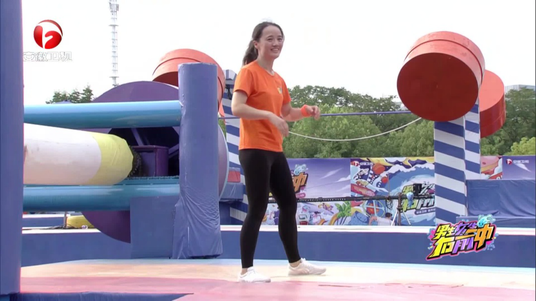 队战接力2.0无限挑战半决赛首场比拼