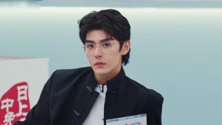 杜华帮林允临时代班，孟佳战队全员大清早蹦迪