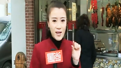 人气美食 鸭子活杀！烤炉烤制！小窗口烤鸭一做30年！