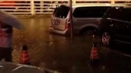 说天下 一夜未眠 沈阳昨夜遭遇短时强降雨