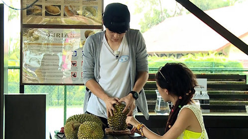 第十二期：男嘉宾约会霸气展示手撕榴莲