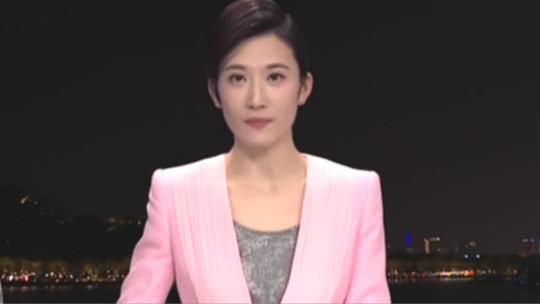 1818黄金眼 选了成长套餐 相册出现分歧