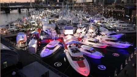 原来澳洲有钱人的生活就是生活在豪华游艇 跟你住的房子没区别 30