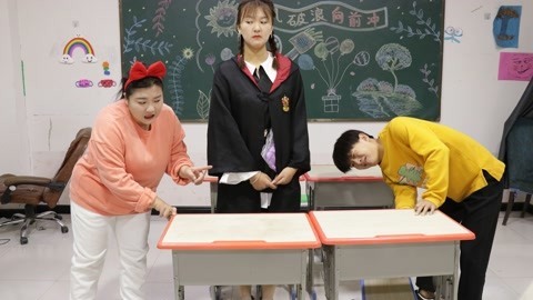 美女家务事 粘土捉迷藏，没想小晴竟把粘土藏到肚子上，同学们能找到吗？
