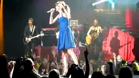 Taylor Swift You Belong With Me 曼彻斯特演唱会 饭拍版-Taylor Swift (泰勒·斯威夫特)