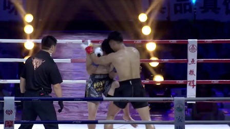 中日激战，铁血少侠蒲东东迎战日本空道高手，打得对手爬不起来