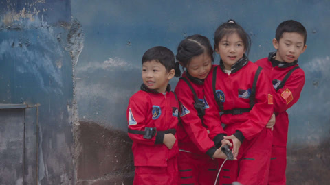 变形联盟之少年航天梦 月球篇 第2季 正面交锋
