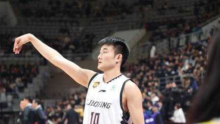 丛明晨：伤愈复出状态出色 源于平时不懈努力做的恢复训练