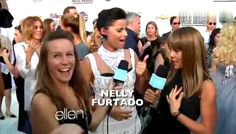 Taylor Swift Talking About Ellen - The Red Carpet At The Billboard Music Awards 2012-Taylor Swift (泰勒·斯威夫特)