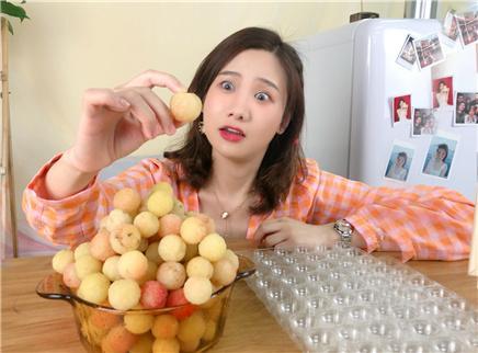 密子君 白色的杨梅你们见过吗？