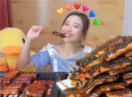 密子君 4小时吃播精彩上演！