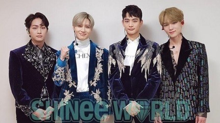 SHINee演唱会传来主唱钟铉歌声 珉豪对天嘶吼”哥“