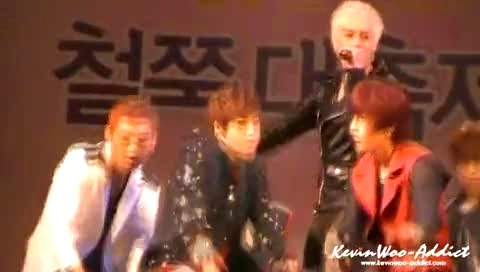 IU kiss&cry DORADORA Kevin Cam 饭拍版 12/05/04-U-Kiss (UKiss)