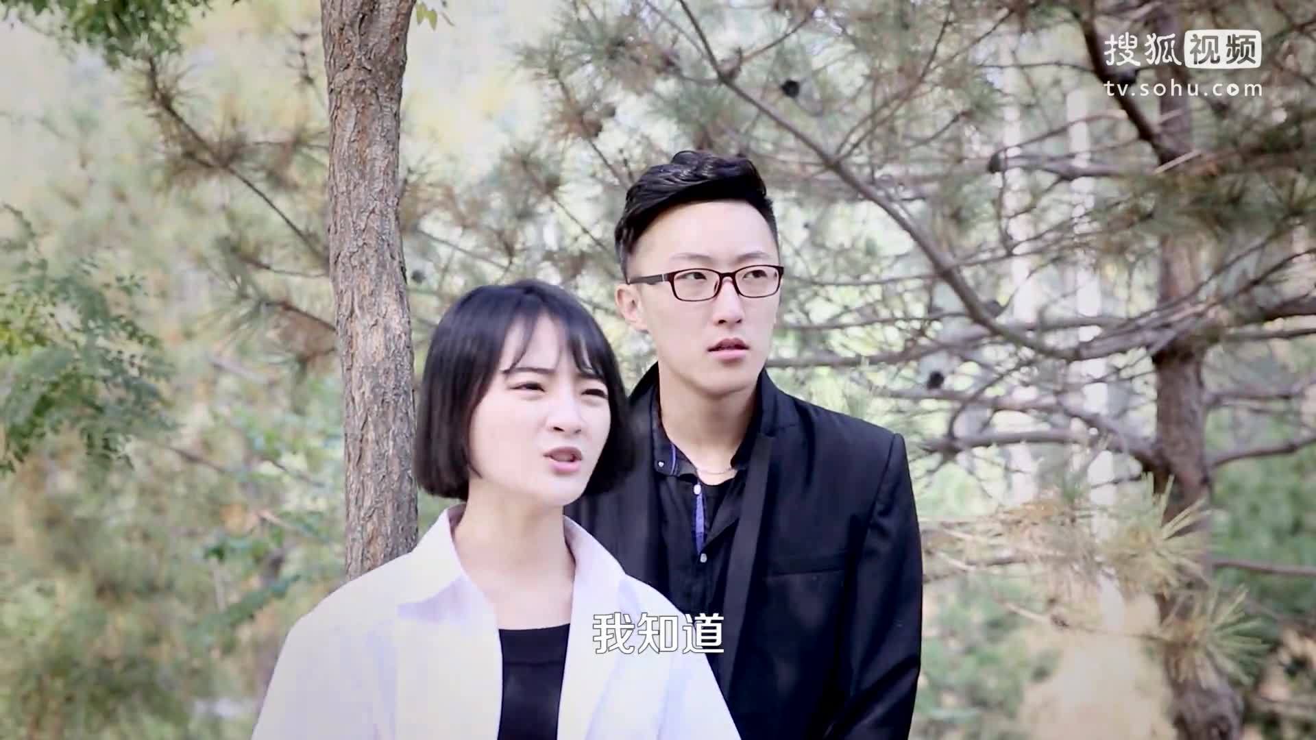 学校里的疯子 学校里的疯子 无语！蠢贼气懵美女老大