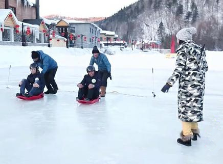 新闻大求真 冰天雪地防滑靠什么？