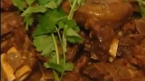 人气美食 白汤红汤羊骨汤！ “羊气”十足来补身！