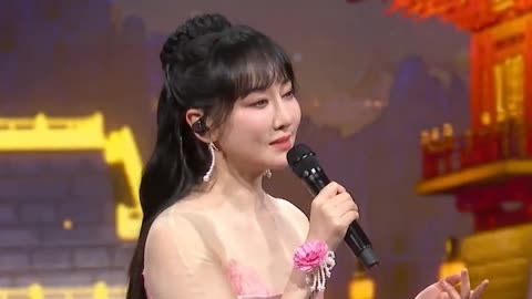 洛阳牡丹文化节 萨顶顶献唱《寻洛》