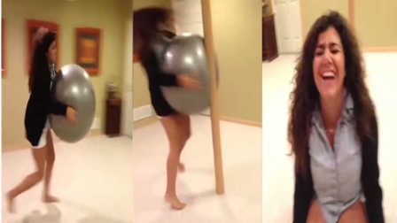 妹子花样玩球作死 互相伤害 34