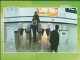 焦点访谈 《焦点访谈》 20130125 你省地铁票 文明谁买单