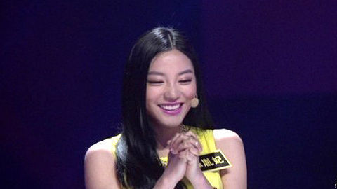 王牌谍中谍 美女主持被称花瓶 时尚辣妈实力非凡