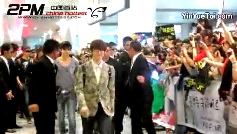 2PM 长沙黄花机场接机 饭拍版 12/05/02-2PM