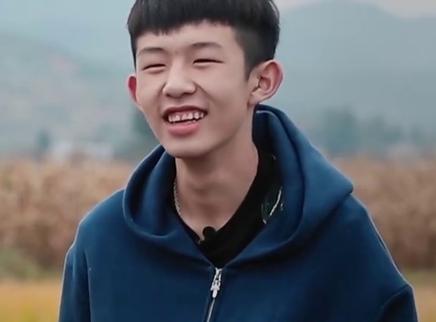 变形兄弟为李轩酉过生日！