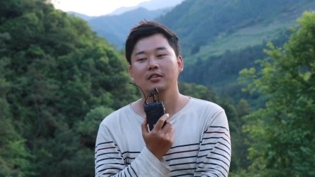 极限生存&middot;遗弃的村落 严重缺乏蛋白质发现白蚁千万不可错过
