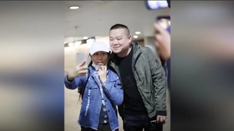 屏行星乐汇 秒变迷弟求合影