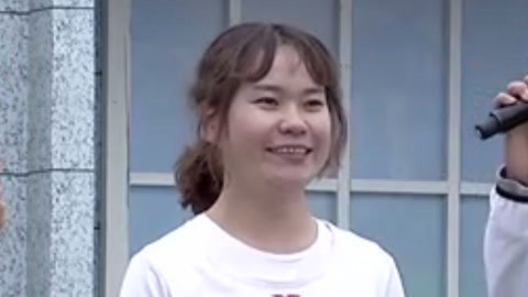男生女生向前冲第十季 女职员小心谨慎勇登高峰 复活赛集结再挑战