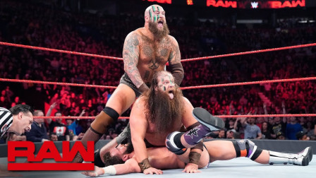 WWE RAW 2019 【RAW 04/15】四组双打组合巅峰对决