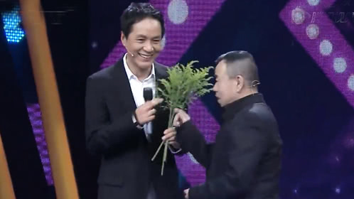 大戏看北京 潘长江率众好友捧场冯远征