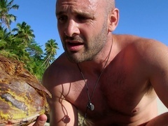 荒岛余生（Naked and Marooned with Ed Stafford）第1集