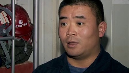 农民工成鸟巢首席电工 坚持拼搏实现梦想