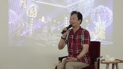 新闻雅痞 不老的“小老大”