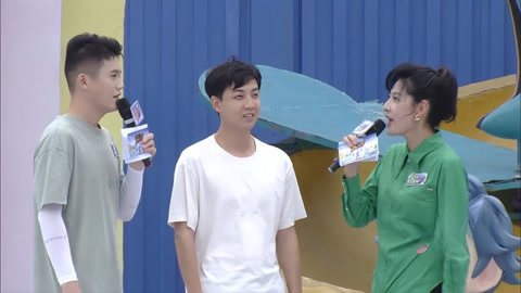 年度冠军赛竞争激烈 新老选手不断刷新纪录