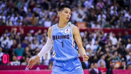 CBA热辣资讯 林书豪向北京全队赠送圣诞礼物 网友：豪哥真壕！