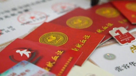 @所有人 48岁厨师21年累计献血2万毫升